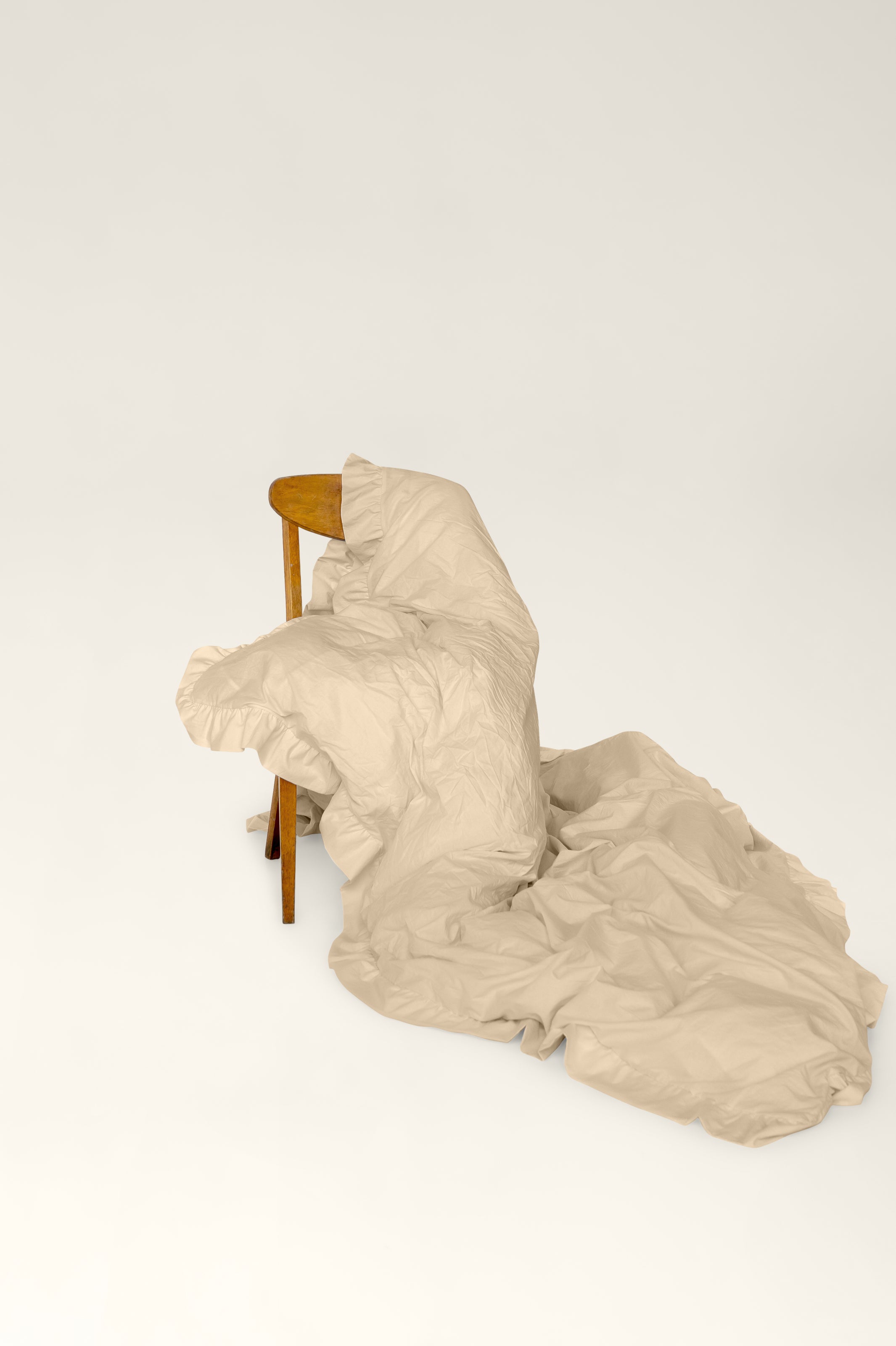 Washed cotton duvet cover with ruffles Oat