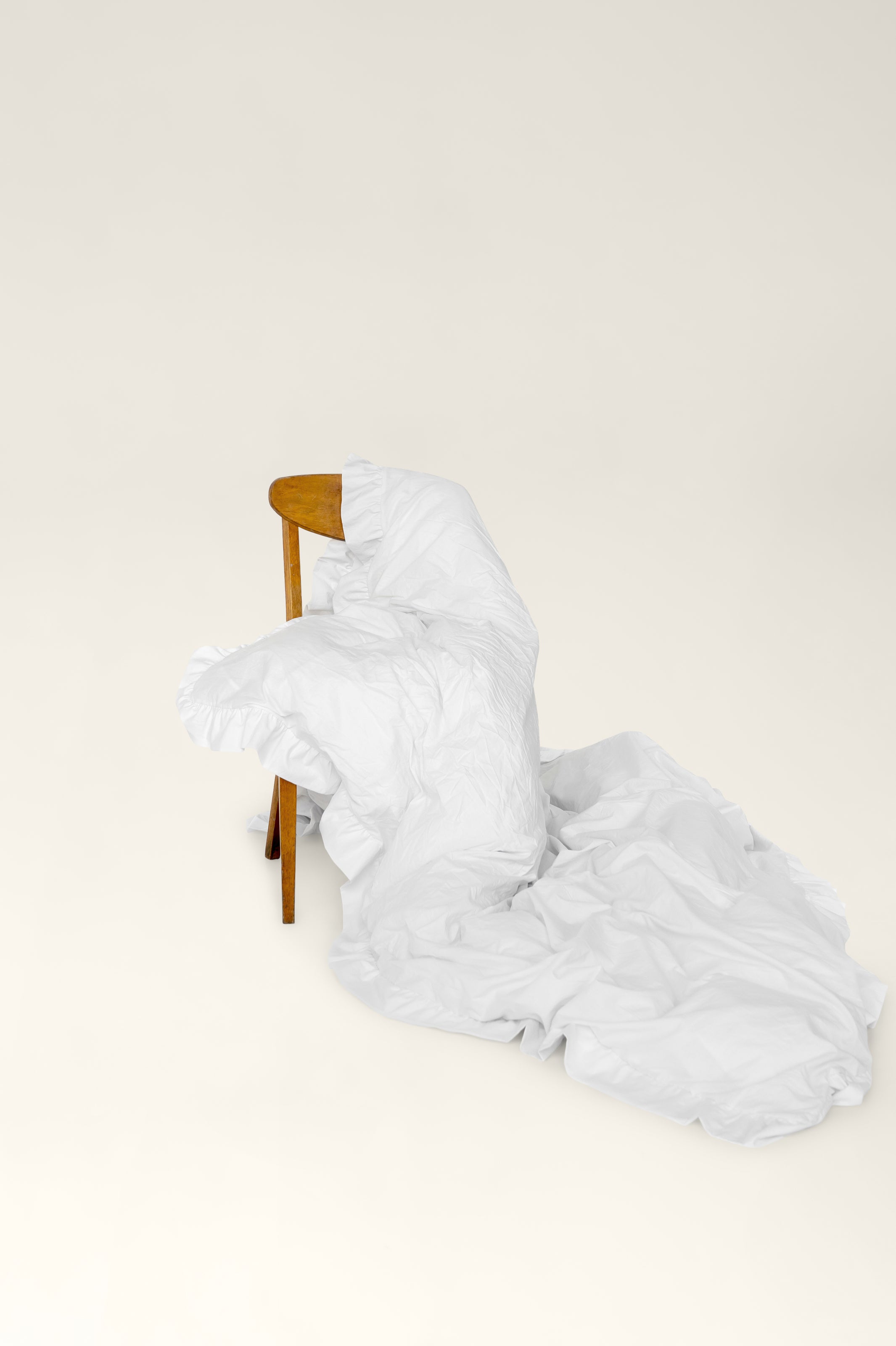 Washed cotton bedding with ruffles Cloud