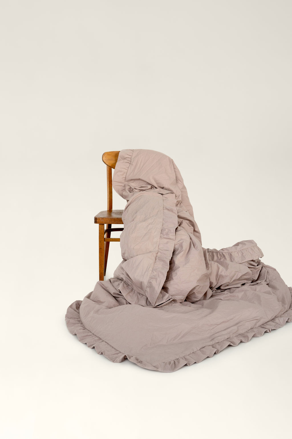 Washed cotton bedding with ruffles Sand