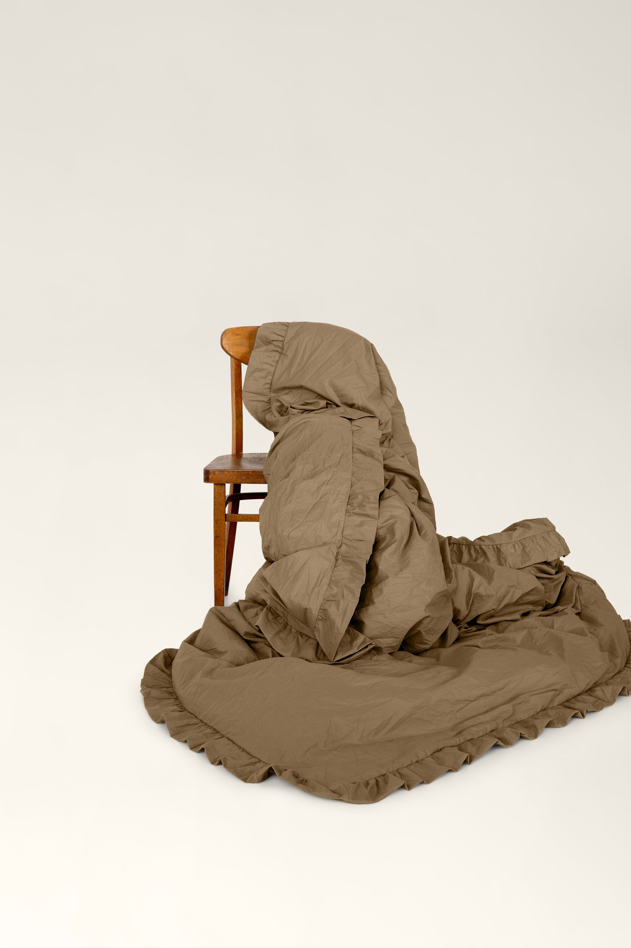 Washed cotton bedding with ruffles Amber