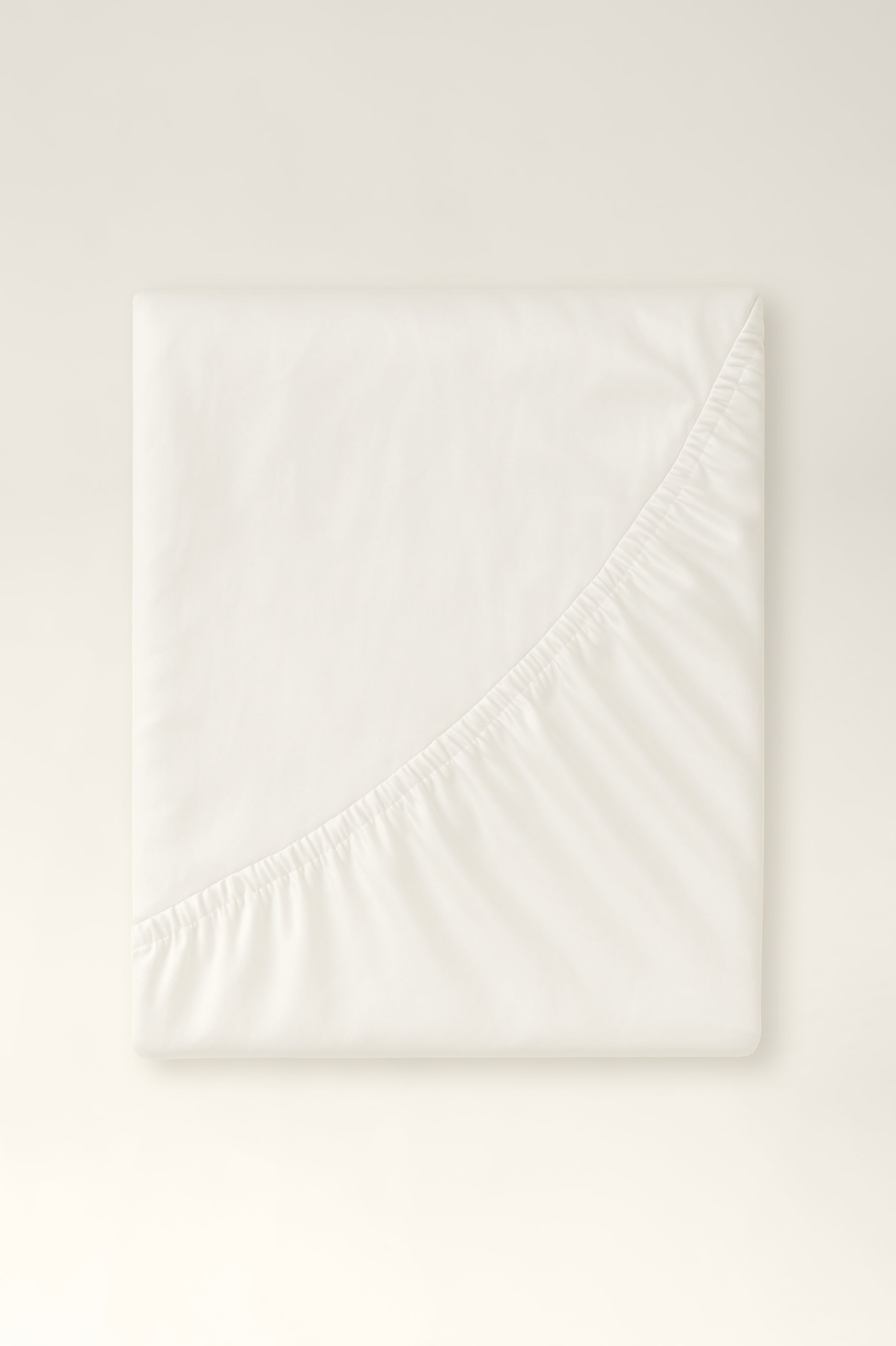 Satin bedding with ruffles Savoy