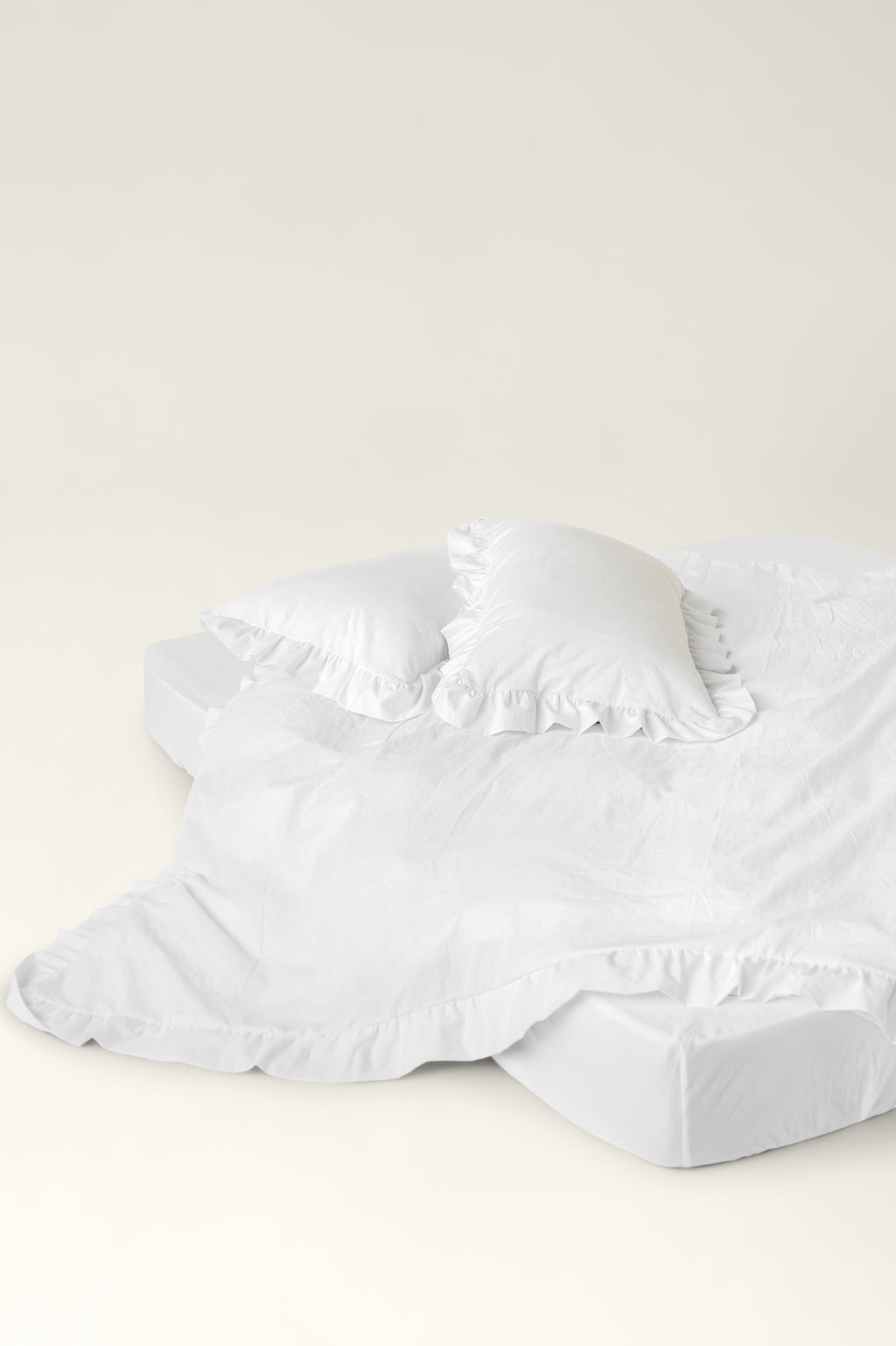 Washed cotton pillowcases with ruffles Cloud