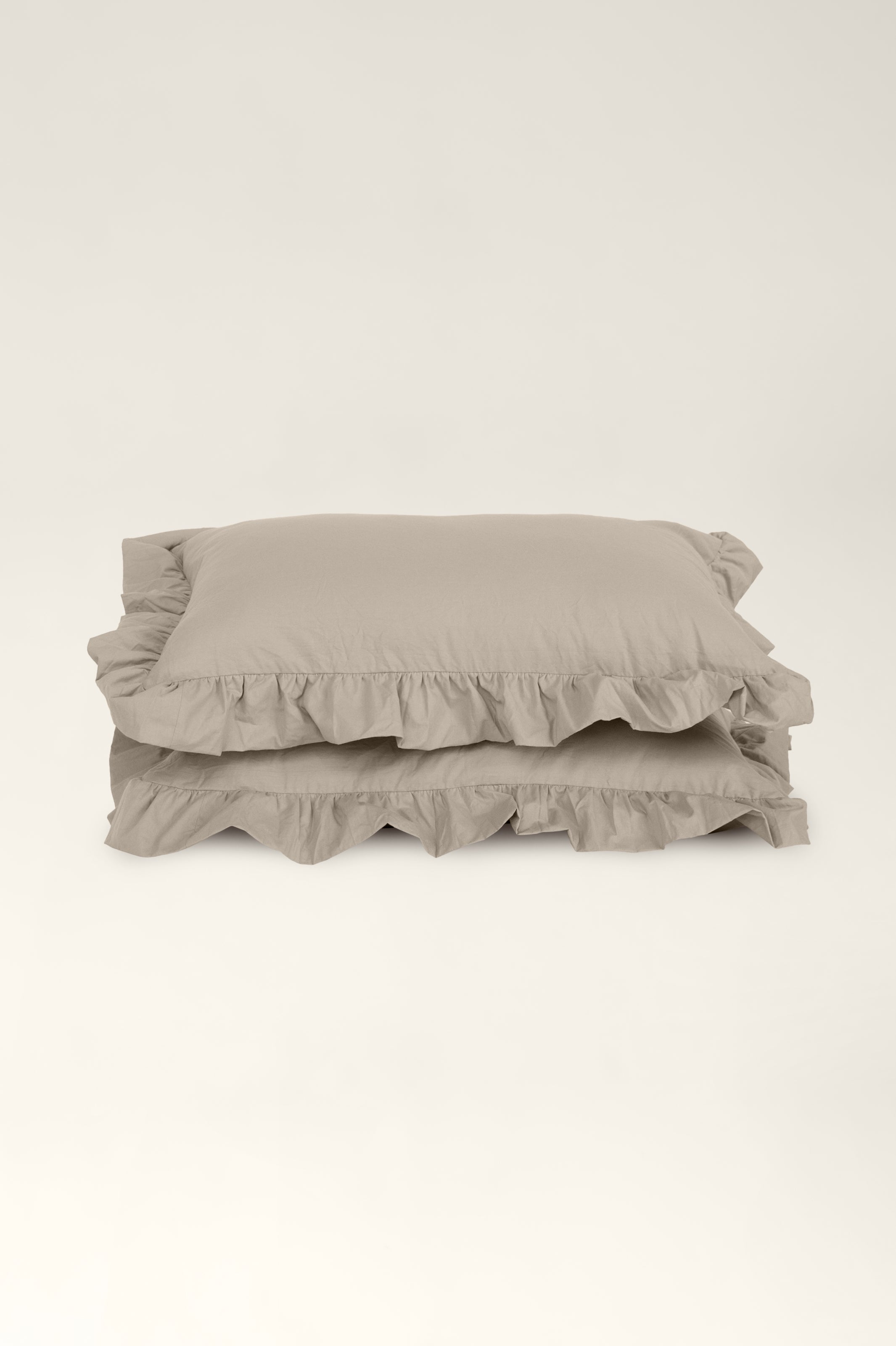 Washed cotton pillowcases with ruffles Brie