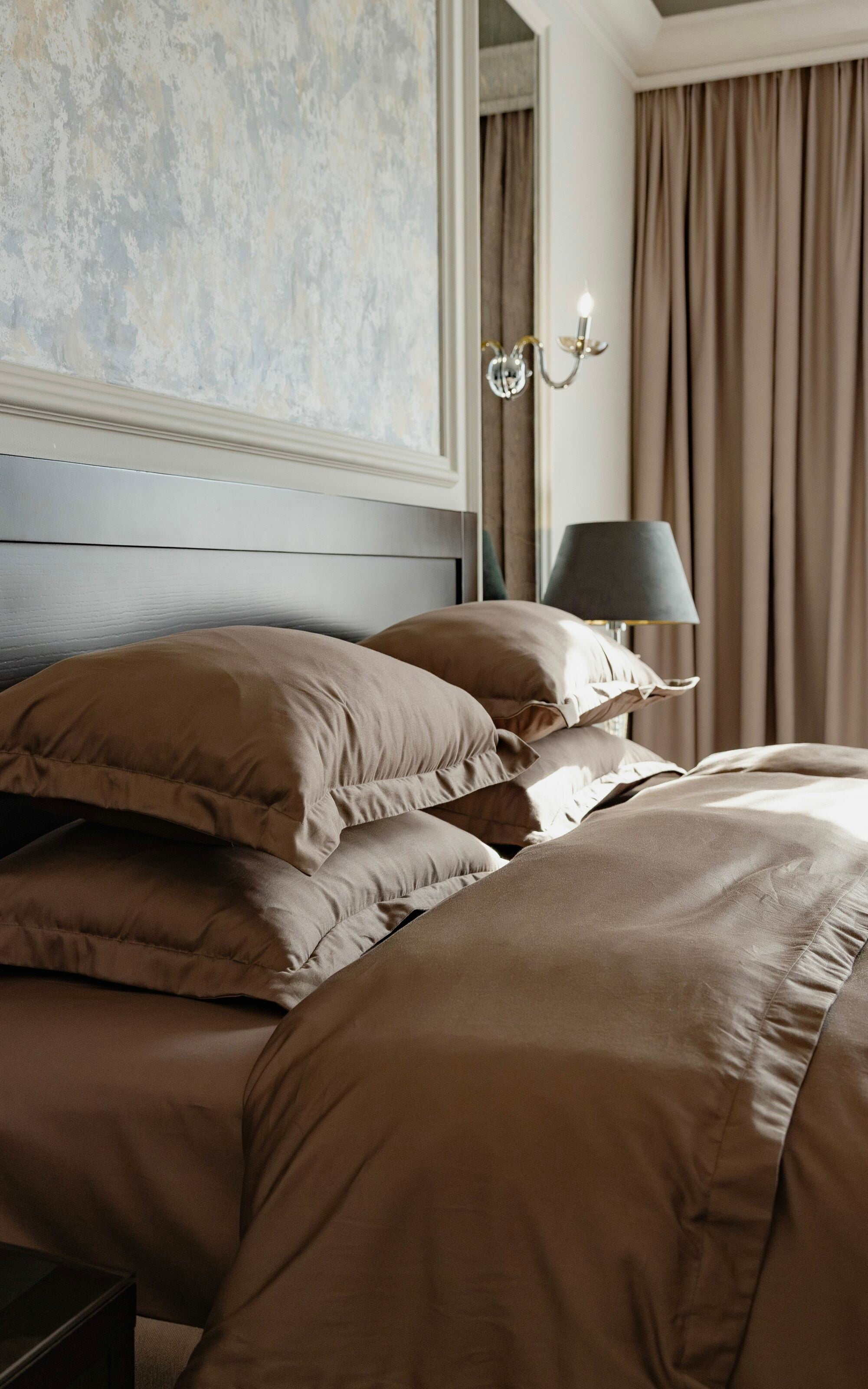 Satin bedding Santal