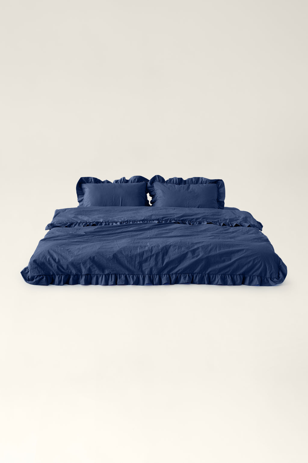 Washed cotton bedding with ruffles Navy