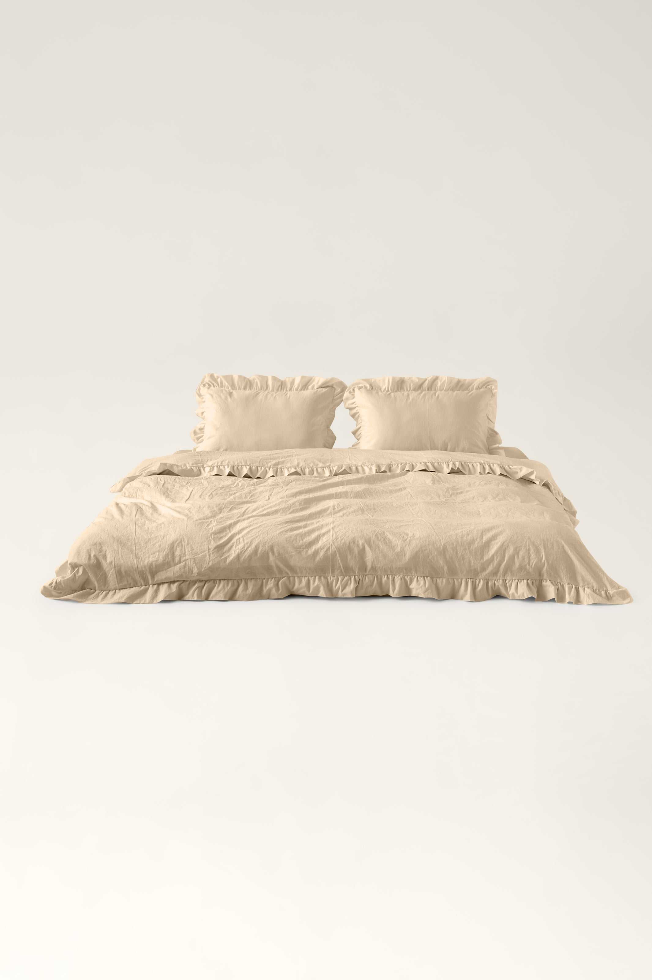 Washed cotton bedding with ruffles Oat